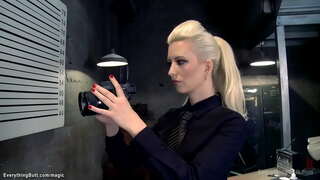 Зур сиськи милф полицейский Черри Торн анальные уенчыклар брюнетка заключенная Мэдди Турында Рейли офисында аннары анал трахает аны Веронику Авлув бу тюремной тљшђ втроем