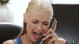 ���ूलो स्तन cougar stepmothers जंगली कुखुरा संग उनको perv सौतेनि छोरा