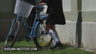 El jove estudiant vol més de la seva professora