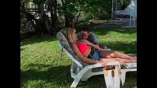 Stiefmutter mit großen Titten liebt junge dick - Allysin Glut, Ashley Evans, Kandi Cox, Kianna Bradley, Mika, Rebecca Bardoux