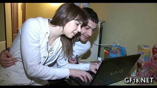 Manis-looking teen kaendahan njupuk hard 10-pounder