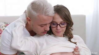 TeenMegaWorld - Anal-Eņģeļi